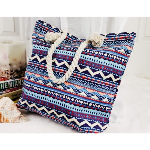 Handbags - SOLD ☆New Tribal Print Canvas Beach To te Bag